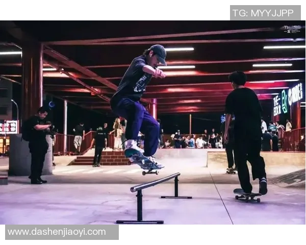 武汉滑板队的精神与文化探索：滑板运动在城市中的新生力量